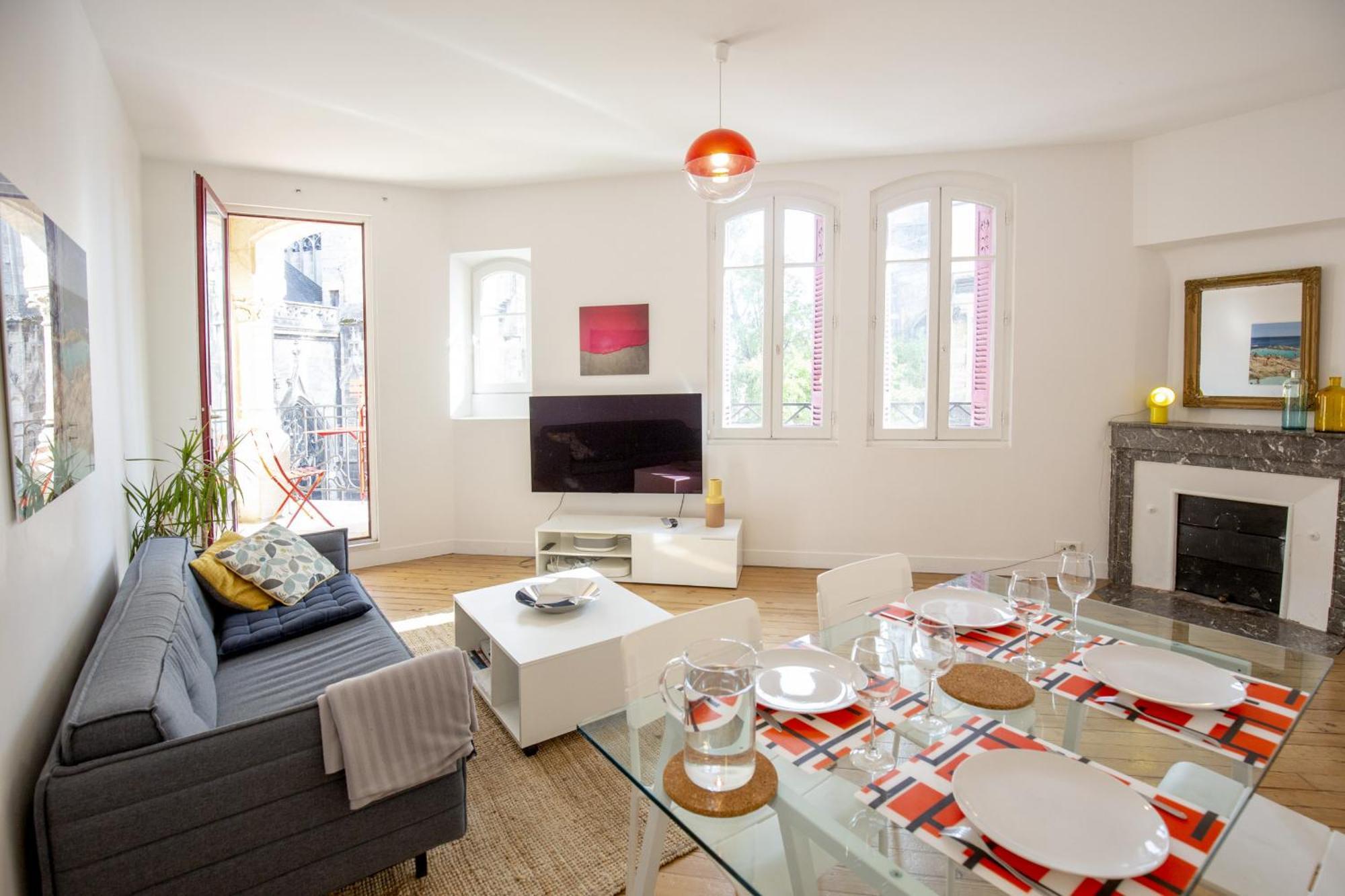 Place Saint Michel Apartment Burdeos Exterior foto
